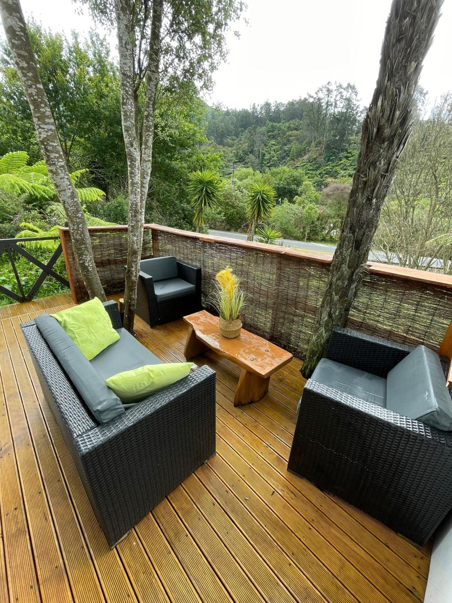 Riverside Accommodation Karangahake Exteriör bild